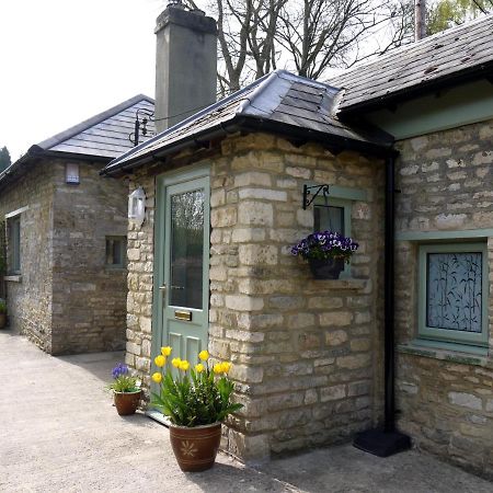 Cosy Stone Cottage, The Bungalow Perrotts Brook サイレンセスター エクステリア 写真