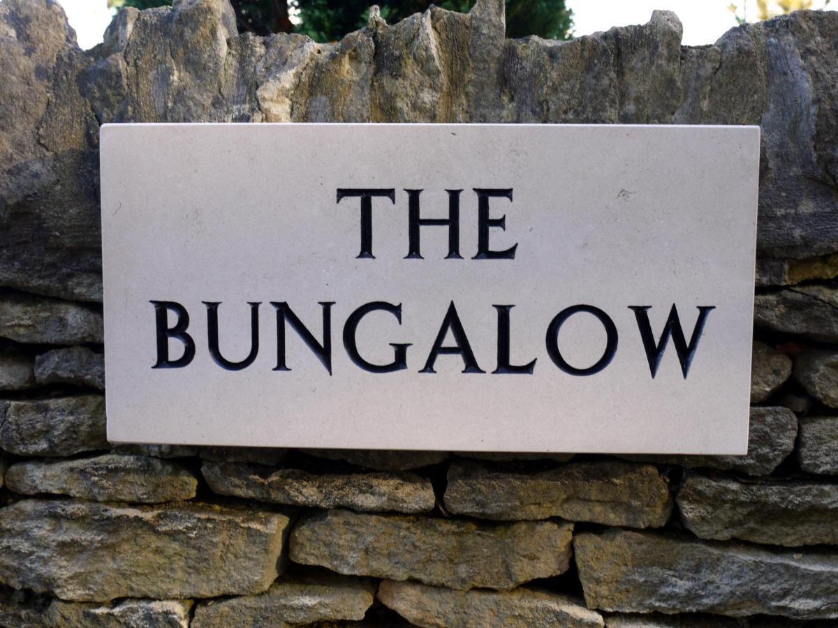 Cosy Stone Cottage, The Bungalow Perrotts Brook サイレンセスター エクステリア 写真