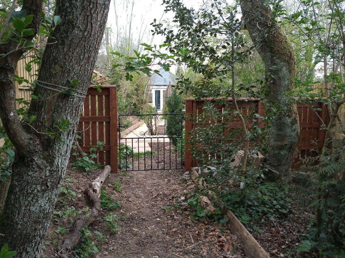 Cosy Stone Cottage, The Bungalow Perrotts Brook サイレンセスター エクステリア 写真